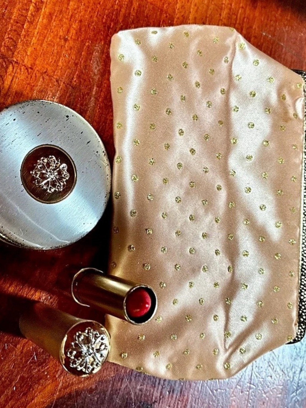 Avon Vintage Makeup Compact & Lipstick Set in Pink & Gold